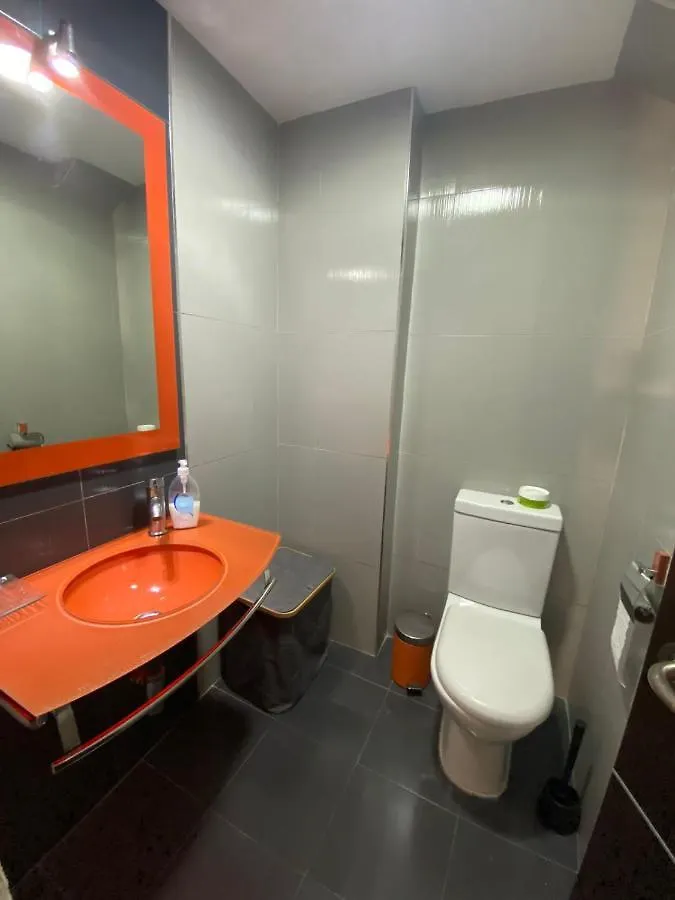Luminoso Apartamento Con Terraza Apartment Malaga